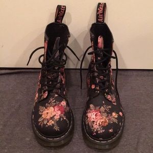 Dr. Martens 1460 Floral Boot